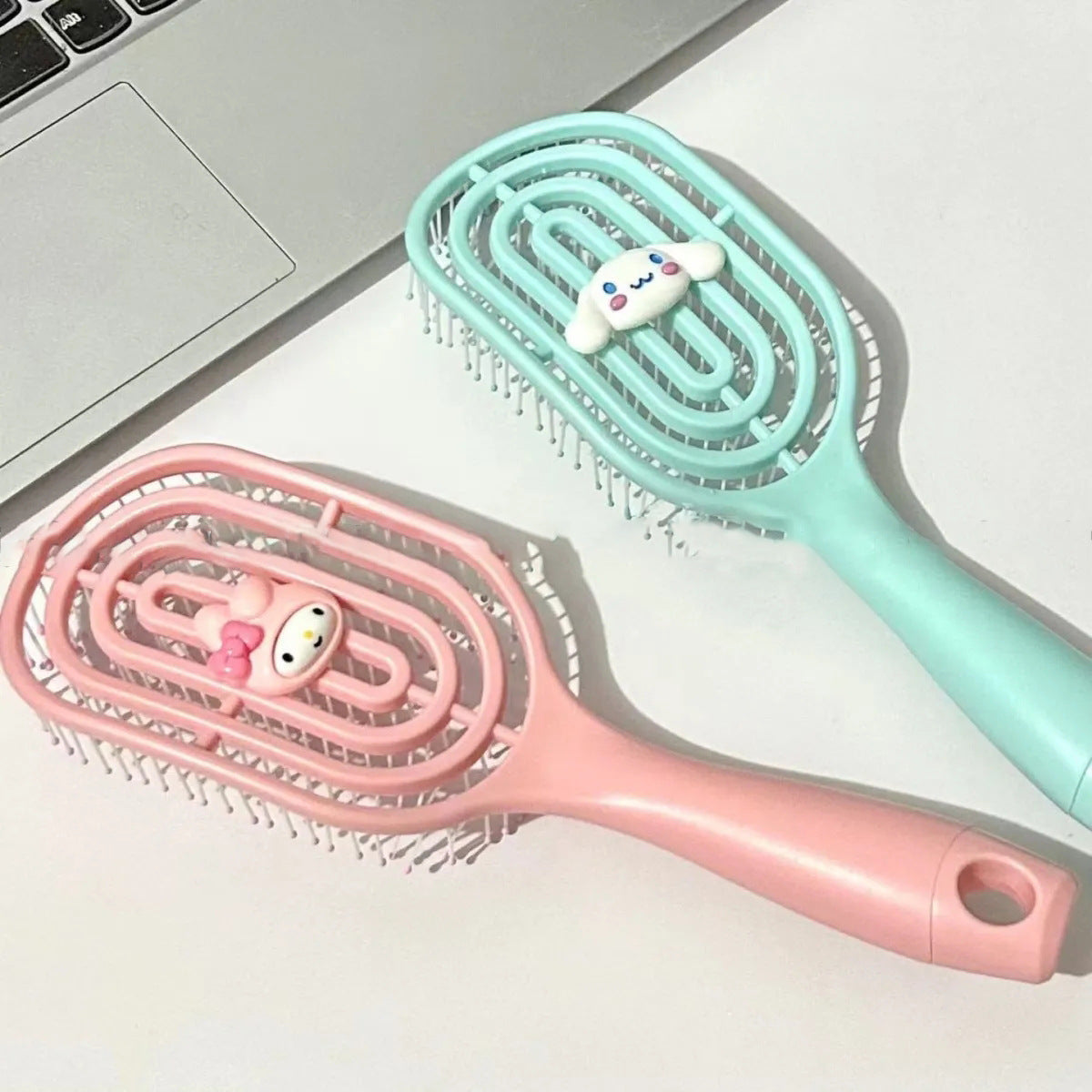Cepillo Holybook Anime – Ventilado, Masajeador y Voluminizador