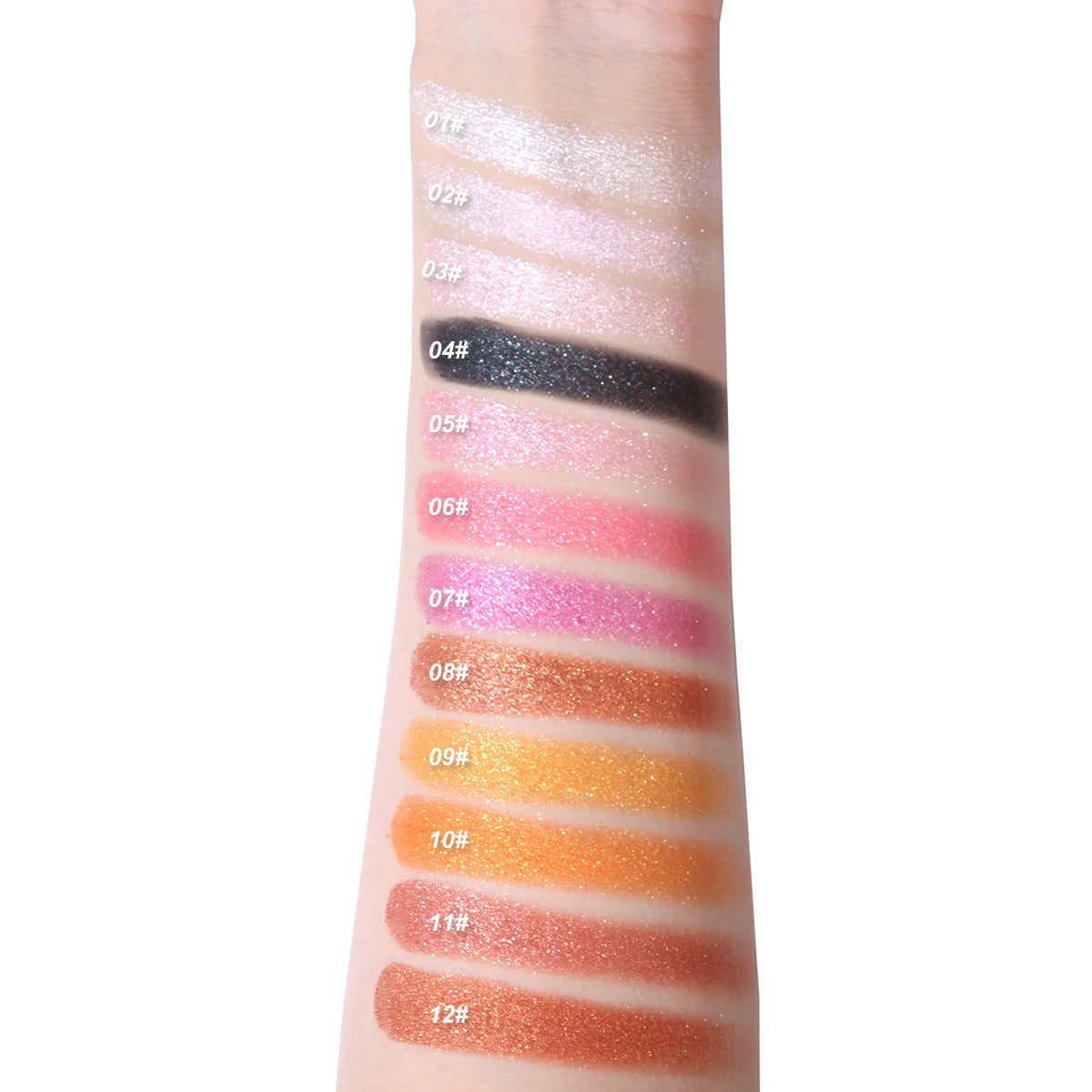 sombras brillantes aplicadas en el párpado móvil para look luminoso