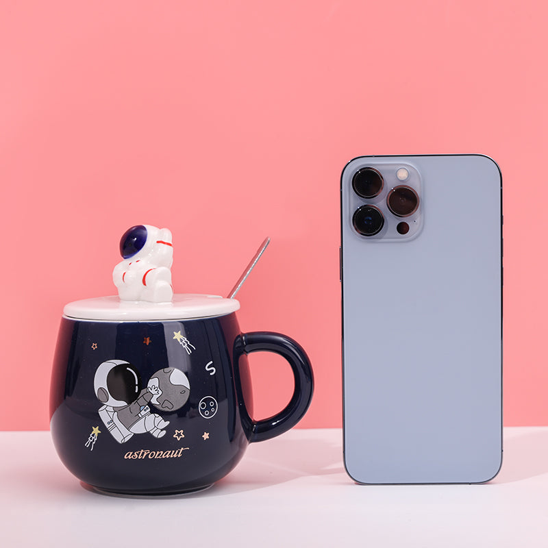 480ml Taza De Cerámica De Astronauta Con Tapa Y Cuchara (60 Pieces)(Personalización) - HOLY BOOK