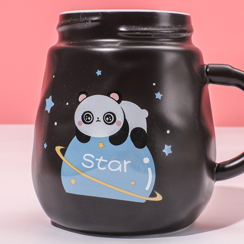 450 ml Taza De Panda De Dibujos Animados Taza De Agua De Cerámica Con Tapa Y Cuchara (Personalizado)