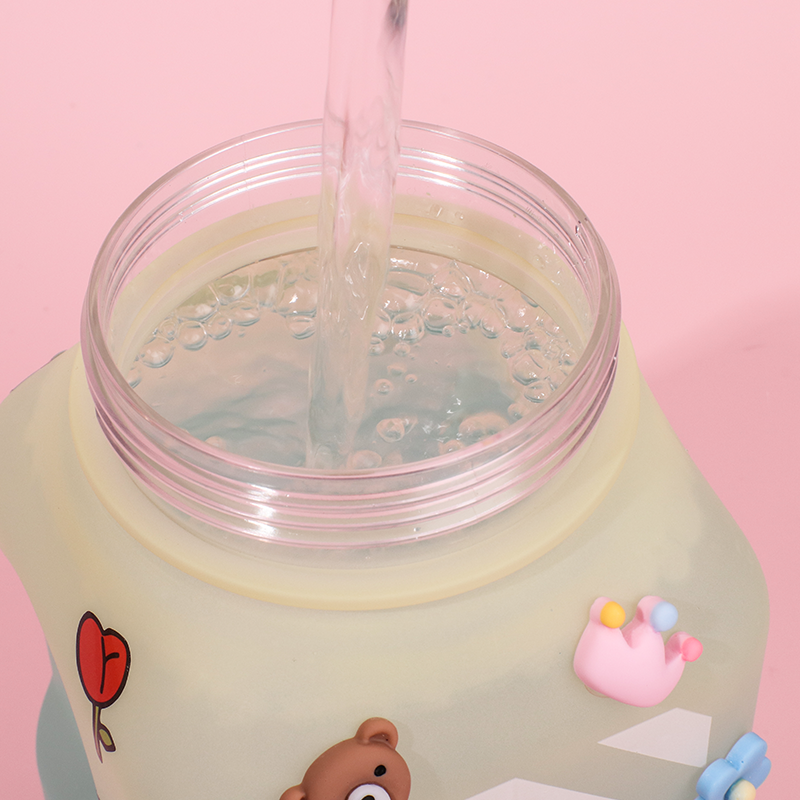 1500ML Botella De Agua Deportiva De Color Degradado Con Pegatina Vaso De Agua Inspiradora De Plástico (Personalizado)