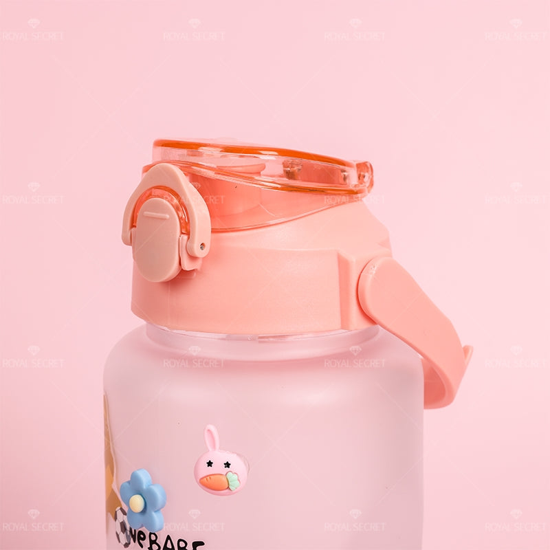 2000 ML Botella De Agua Exfoliante De Oso Regordete Lindo De Con Pajita Y Pegatina (Personalizado)