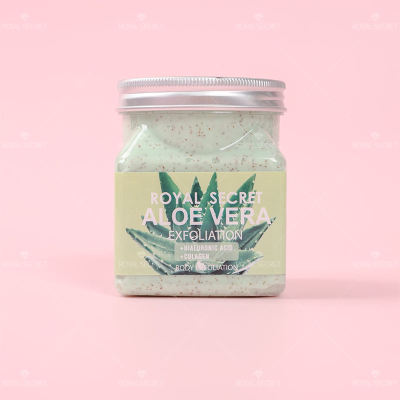 exfoliante corporal de aloe vera con hojas frescas de aloe en fondo natural, tono verde suave