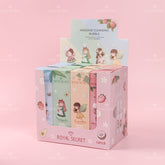 foto del empaque frontal del mousse limpiador Royal Secret con nombre de la fórmula y diseño frutal