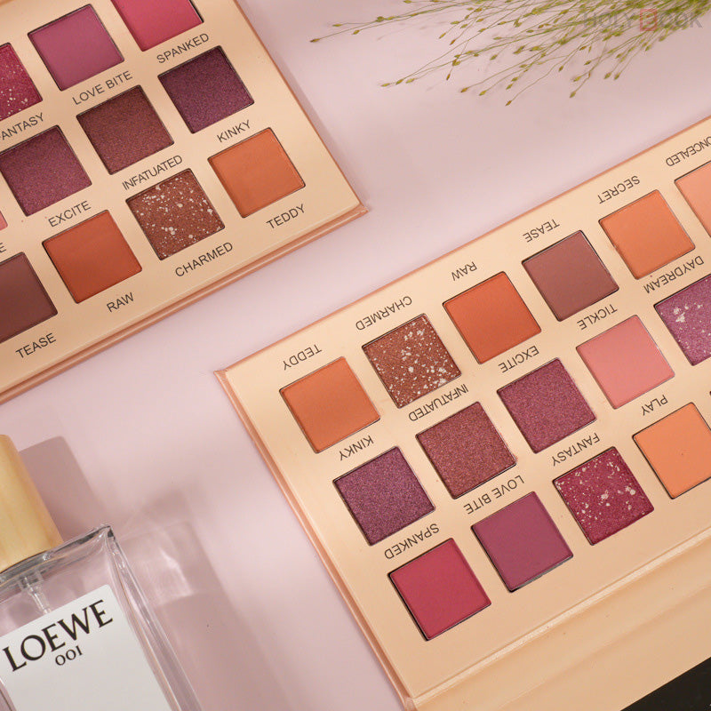 Paleta De Sombras De Ojos En Tonos Tierra Nacarados Mate De Dieciocho Colores (Personalizado)