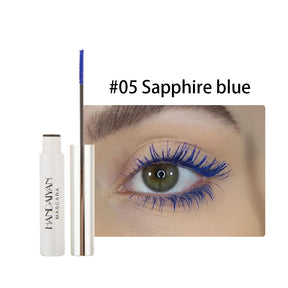 máscara azul oscuro con pigmentación profunda y elegante