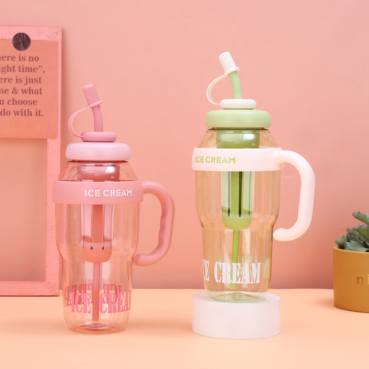 Taza de Plástico Económica 1300ML Nueva Taza Portátil de Gran Capacidad Con Asa（Mayoreo）