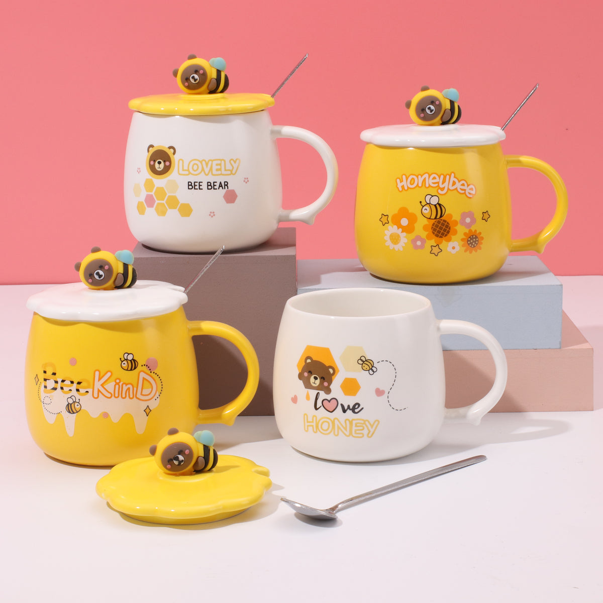 420 ml Taza De Abeja De Dibujos Animados Taza De Agua De Cerámica Con Tapa T Cuchara (Personalizado)