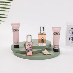 Conjunto de 4 piezas para mujer Gel de ducha + Loción corporal + Spray corporal + Perfume (Personalizado)