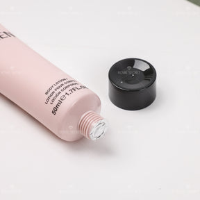 Conjunto de 4 piezas para mujer Gel de ducha + Loción corporal + Spray corporal + Perfume (Personalizado)