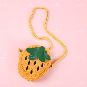 Bandolera De Felpa Con Forma De Fresa Lindo Bolso De Hombro（Mayoreo）