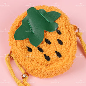 Bandolera De Felpa Con Forma De Fresa Lindo Bolso De Hombro（Mayoreo）